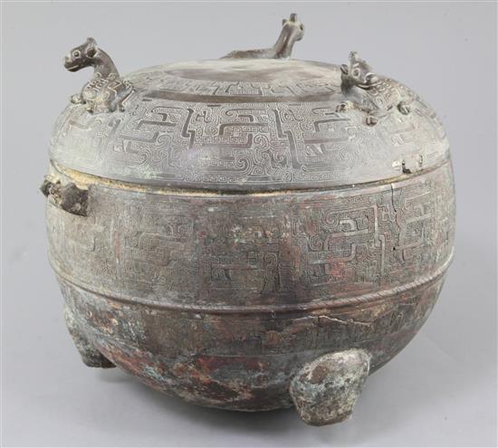 A Chinese archaic bronze ritual food vessel cover from a Dui, Eastern Zhou dynasty/Spring & Autumn period, 5th - 4th century B.C.,